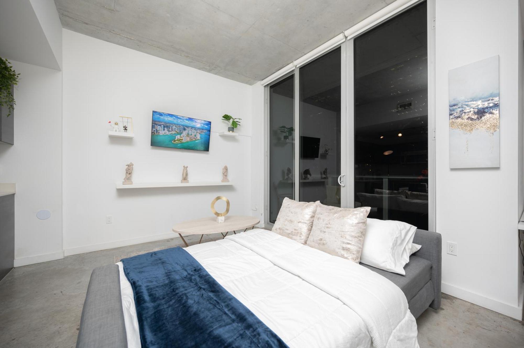 Luxury Loft W Skyline View, Rooftop Pool, Brickell Downtown Apartamento *