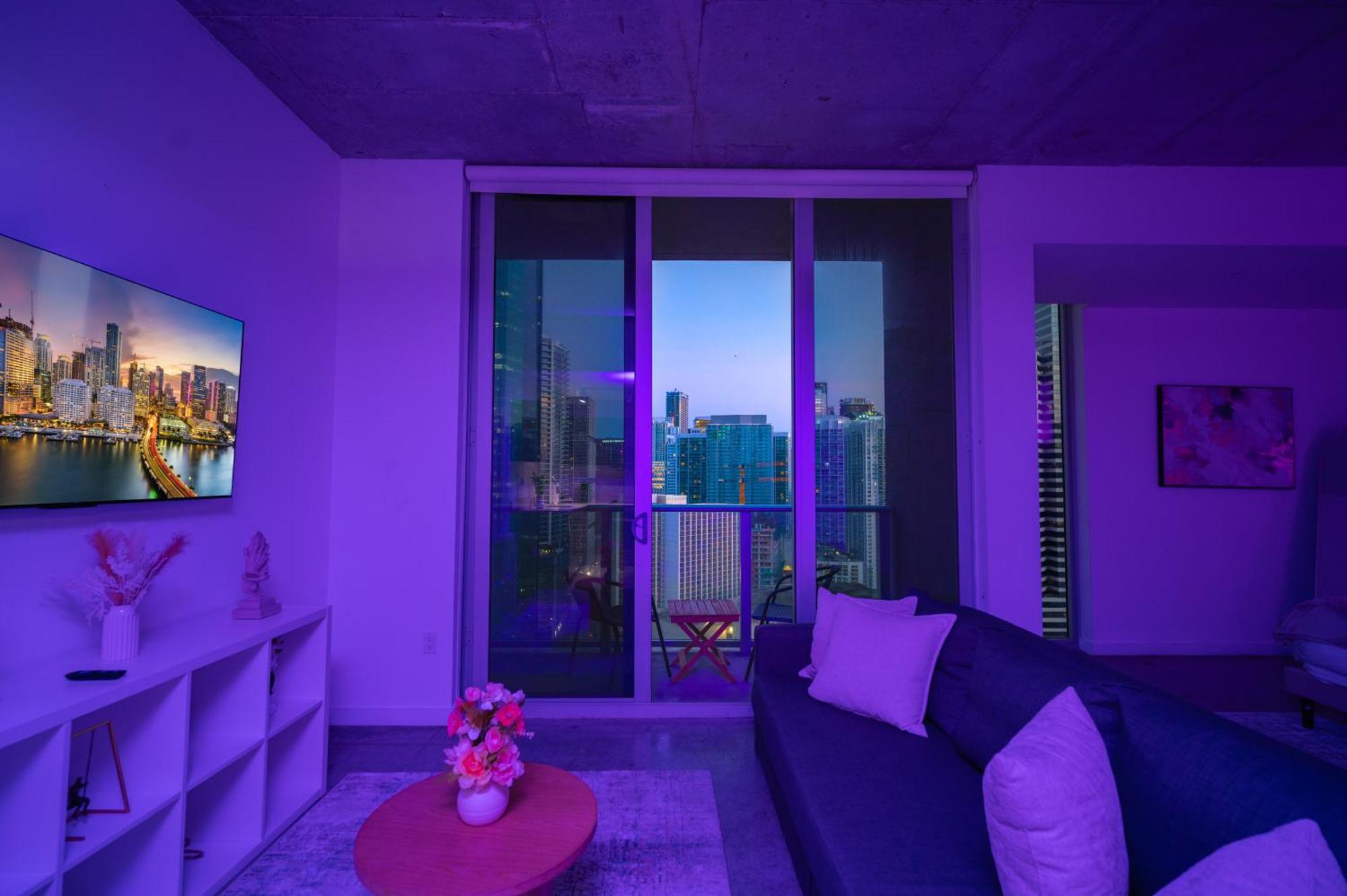 Luxury Loft W Skyline View, Rooftop Pool, Brickell Downtown Apartamento *
