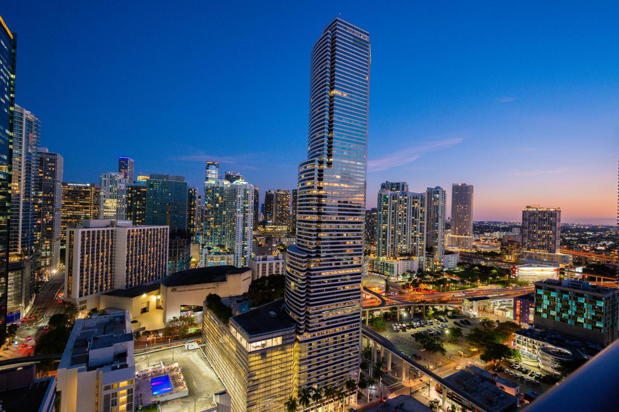 Luxury Loft W Skyline View, Rooftop Pool, Brickell Downtown Apartamento Miami