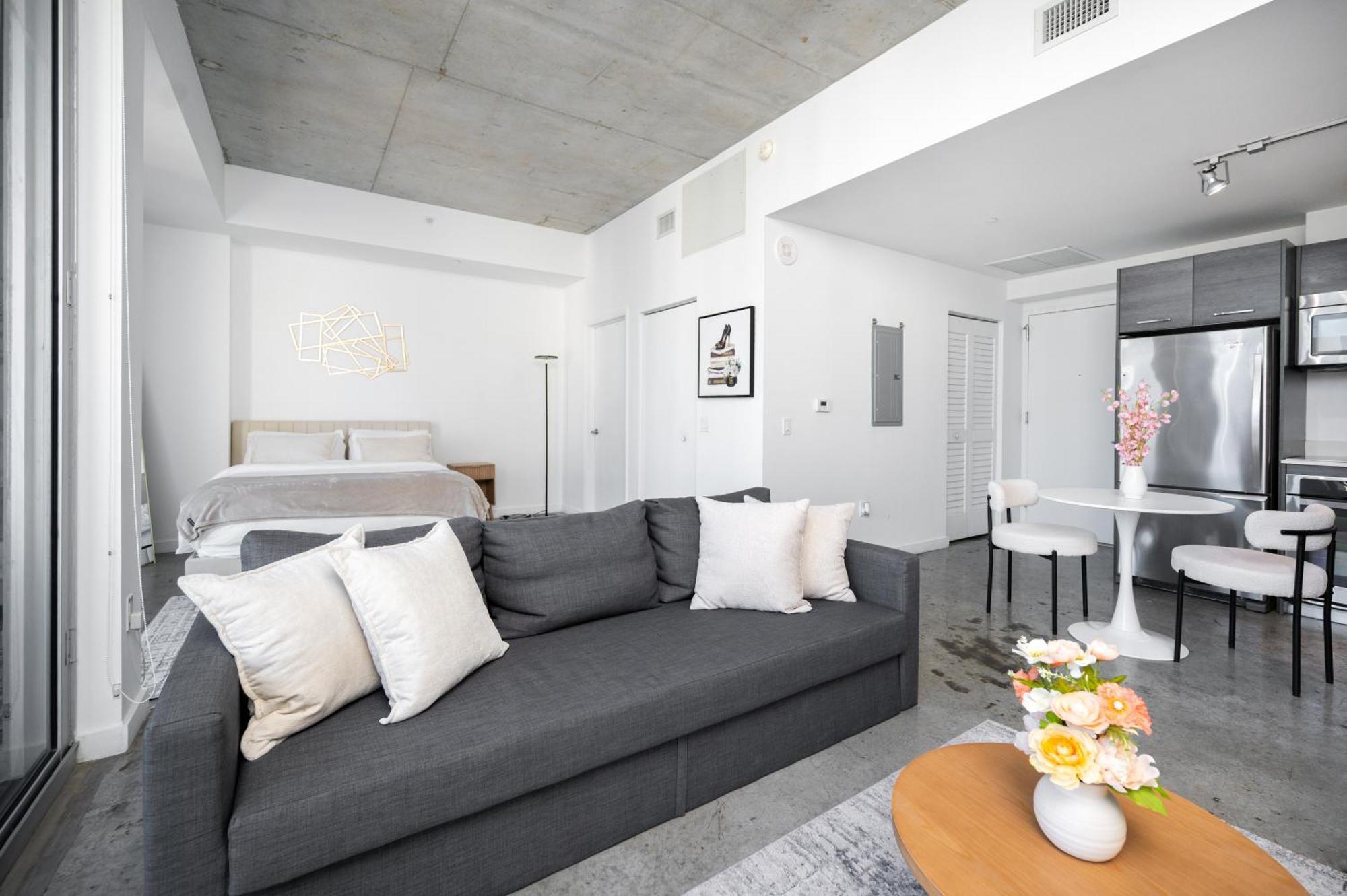 Luxury Loft W Skyline View, Rooftop Pool, Brickell Downtown Apartamento *